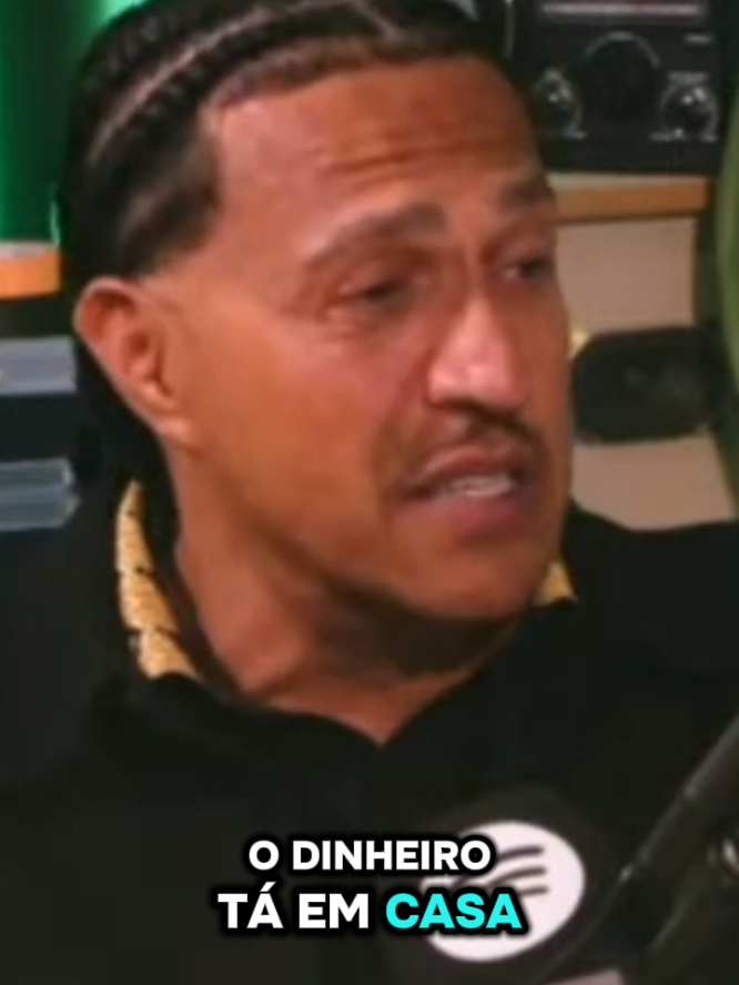 mano Brown fala no dia que racionais tomou um golpe 😁#manoamano #manoBrown #racionaismc #podcast #whinderssonnunes @E nós cortes 