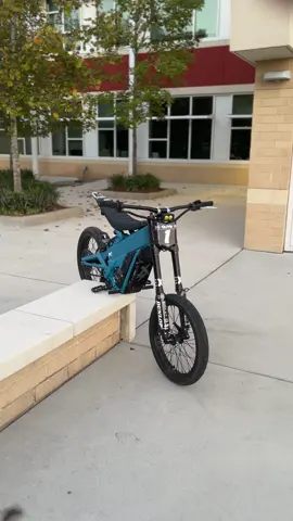 cleanest surron argue with a wall. #Talaria #Surron #EBike #fyp #Clean 