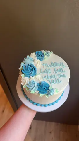 The last said before the veil bachelorette party cake! 🩵💙🌊⚓️👰🏼 ##vintagecake #cakesoftiktok #fypage #bakery #cakedecorating
