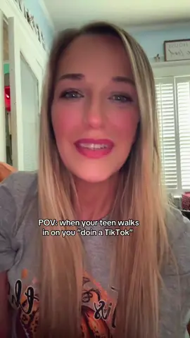 Life with teens is hard, she’s always making fun of me #momofteens #momlife #tiktok #fyp @Chloe🌺 
