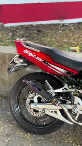 jan uenak jiee😇 #ninja #ninjass #masukberanda #fyppppppppppppppppppppppp #twostroke #2stroke #xyzbca #trend 