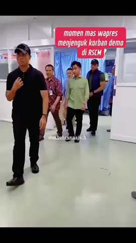 Momen Wapres Menjenguk Korban Demo Di RSCM !! 