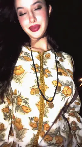 بتحبني 🧡🥺