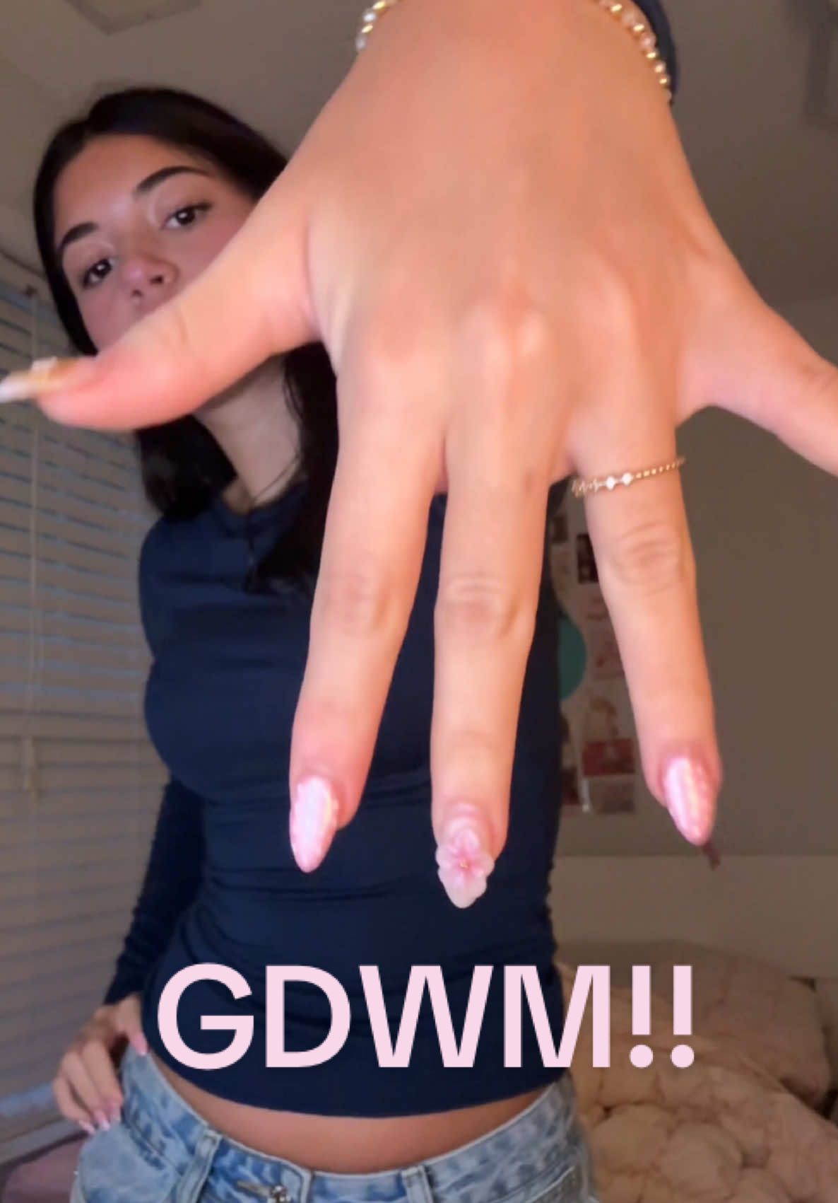 I’m loving this new g*wm era 😛 #gdwm #getdressedwithme #outfitinspo #fall #schooloutfits 
