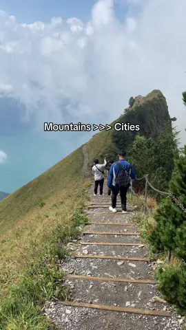 Nature >>> #switzerland #nature #mountains #citylife #aot 