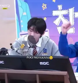 hani singing along to baekhyun’s intro part in love me right. it suits him so much. we need ahof to cover love me right! pls… 🤲 #WOONGKI #PARKHAN #AHOF #AHOF_JL #JL 