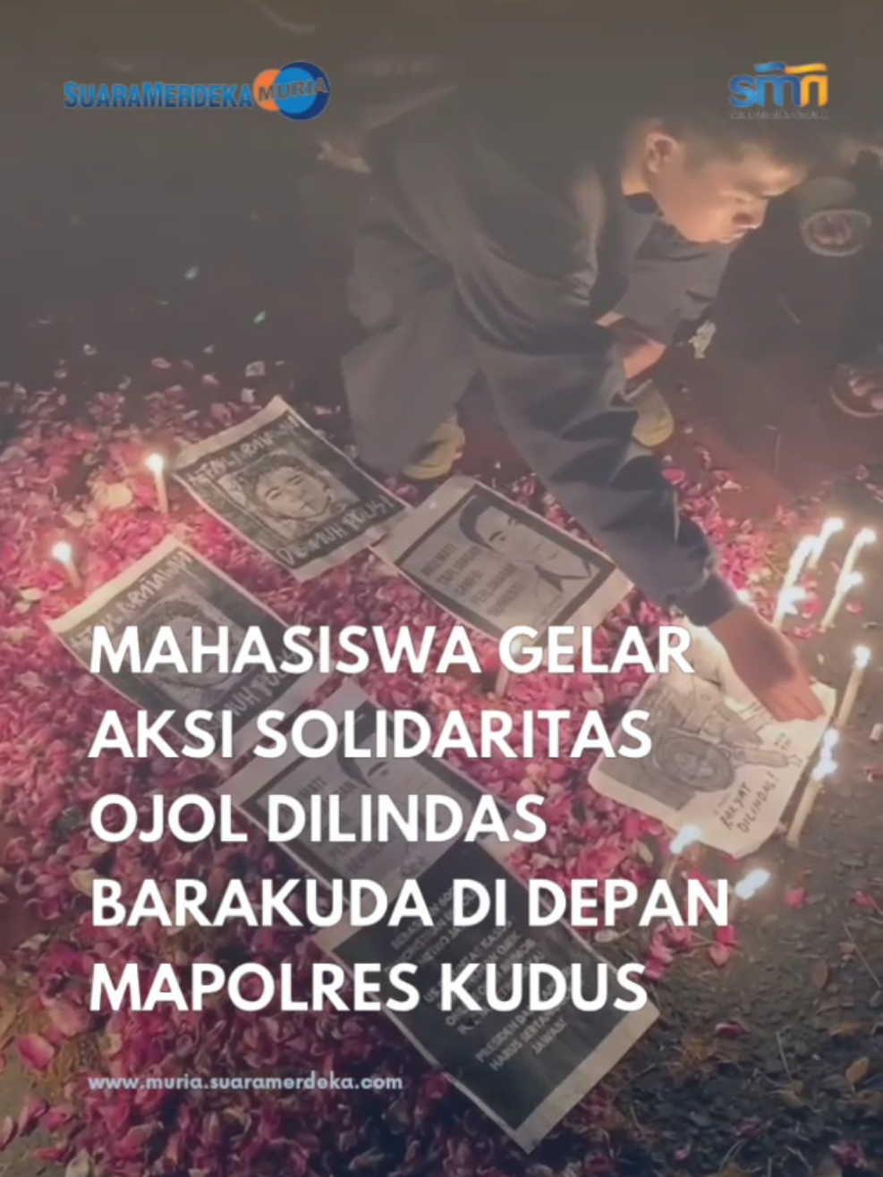 Ratusan mahasiswa menggelar aksi damai di depan Mapolres Kudus, Jumat (29/8) malam. Aksi ini juga sebagai bentuk solidaritas atas meninggalnya Affan Kurniawan, pengemudi ojek online (ojol) yang meninggal dunia akibat dilindas kendaraan taktis (rantis) Brimob di Jakarta Kamis(28/8) malam Mahasiswa di Kudus menggelar doa bersama dan sholat gaib untuk almarhum. Sebagai bentuk duka cita, mereka bersama-sama juga menyalakan lilin. #suaramerdekacom #ojol 