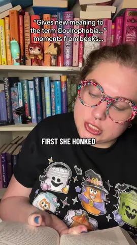 Send in the clowns 🤡 … #BookTok #bookworm #withkatelyn 