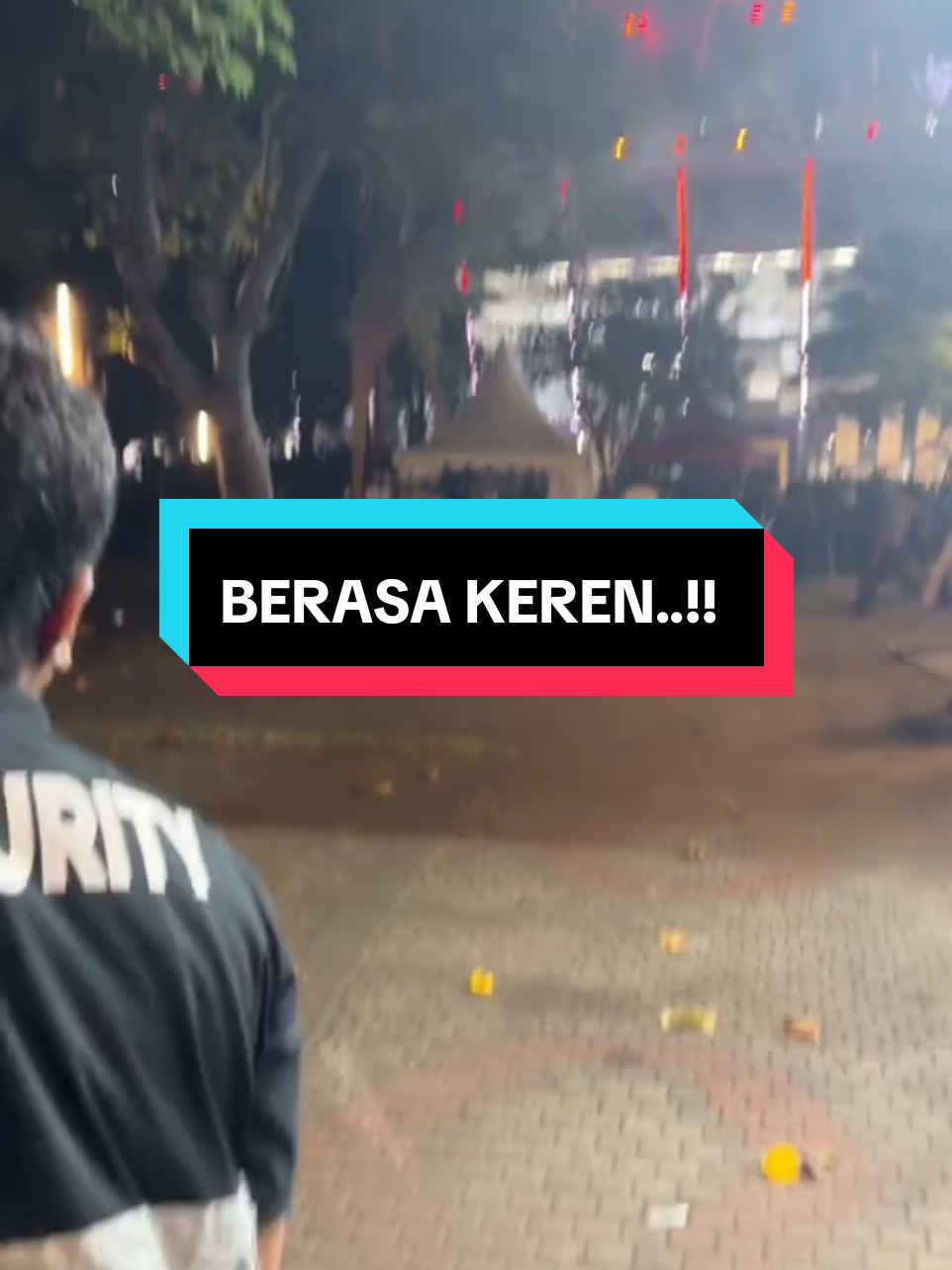 berasa keren kali yeee.. 