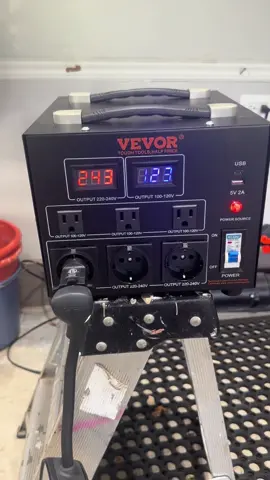 This voltage converter is a total game-changer at home!🚘🔋 #tesla #evcharging #evchargingstation #teslatok #fyp 
