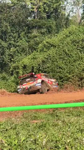 Hay que saber subir y bajar #wrc #rally #paraguay🇵🇾 #wrcparaguay 
