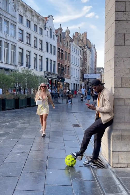 Funny street soccer prank#Soccer #prank #funny #funnyvideos #fyp #tiktok 