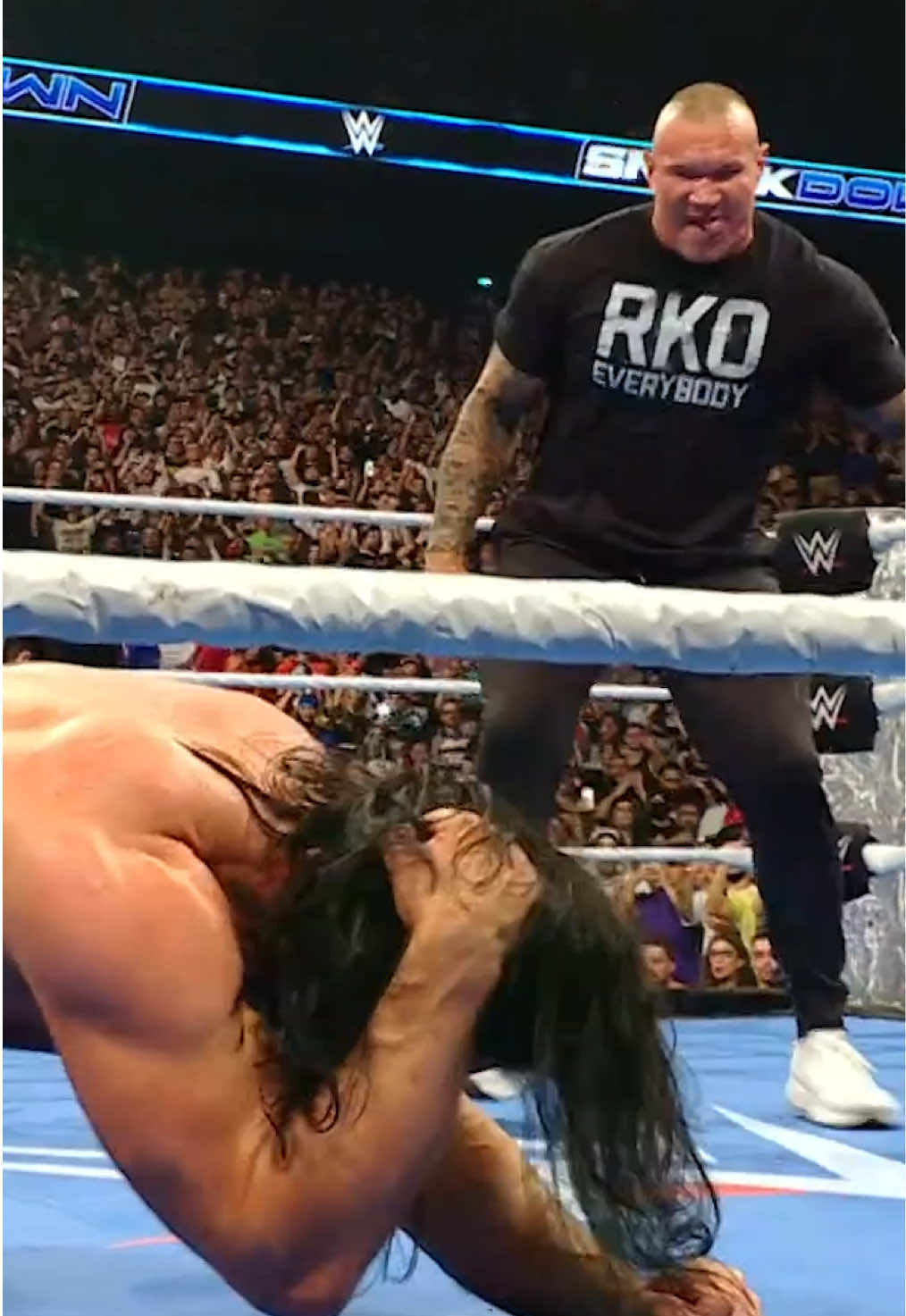 RKOS ALL AROUND 🤯🤯🤯 #WWE #RandyOrton #DrewMcIntyre 