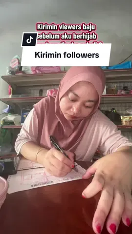 Makasih ya yg pas live kemarin malah dadakan mau bajunya paling gak lebih lega kamarku😍😘😘 Gaesss yg mwmw ikuti aja tt nya @Pak Petir Vlog  nanti dia yg buk bw oleh” dan baju gratis dri aku ya (dan yg pilih serta kirim dia langsung) 🤭#mbakawetkwtaiwan 