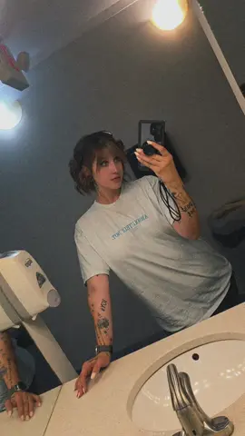 im just here for the giggles cuz youre so bothered by my presence 🤭 #tpain #taylorholder #fyp #tattooedmom #smiles 