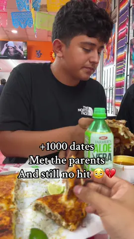 @jordincarrillo15 🫩✌️#nohit #food #eating #date #sybau 