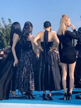 BLACKPINK NOMINATED AT THE VMAs 2025 IN THE ‘BEST GROUP’ CATEGORY 😭#bp_dinny🤍 #BLACKPINK #BLINK #fst♡ #fybシ 