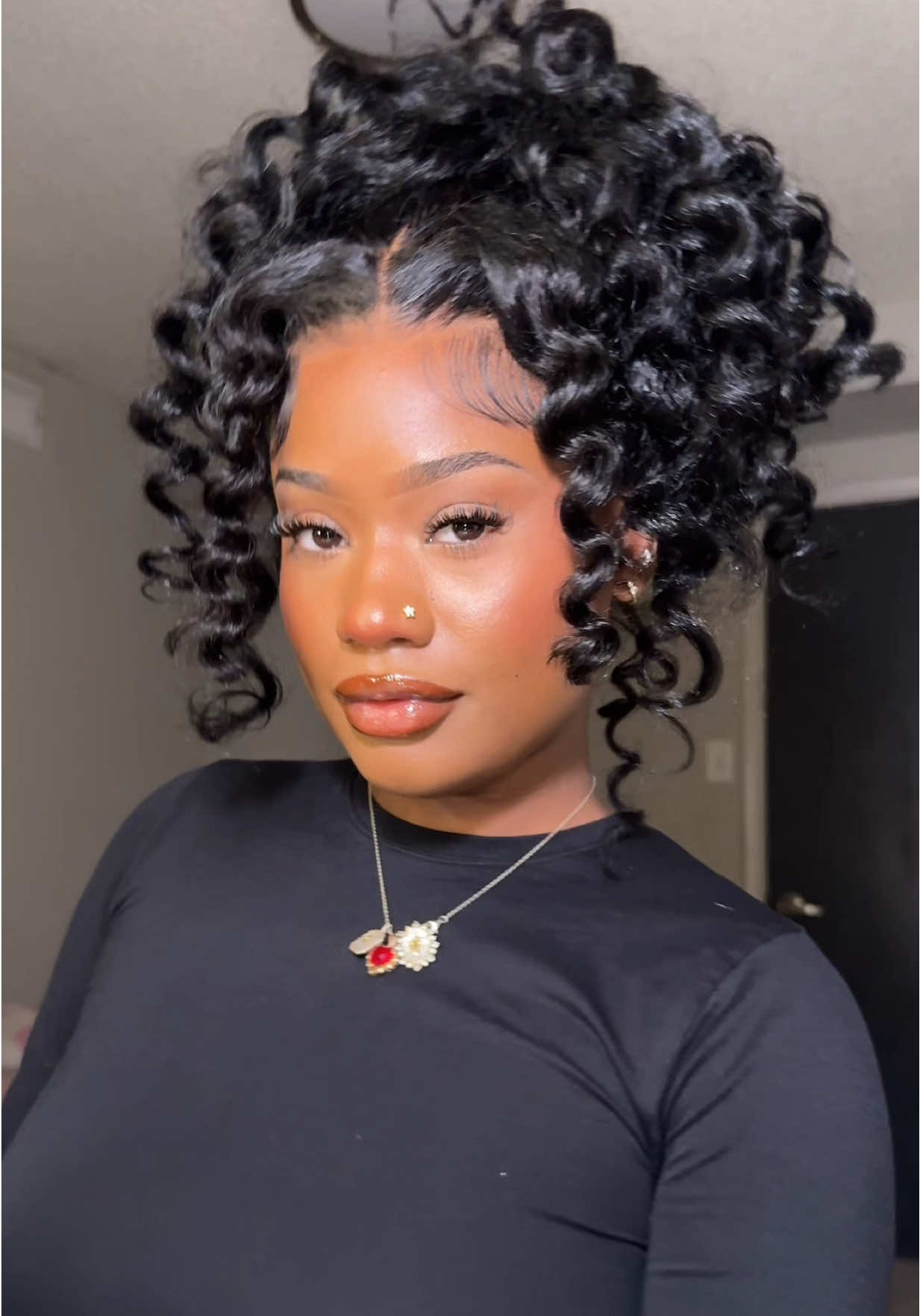 GORGEOUSSSSS GIRL 💞 @MENGLLE HAIR #mengllehair #dealsforyoudays #gluelesswig 