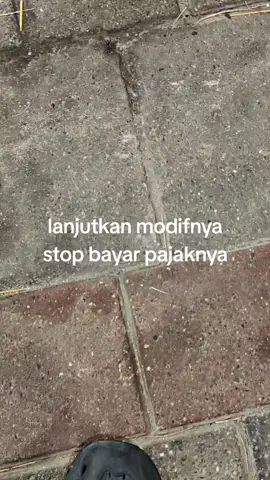 stop bayar pajak 😏 modif aja terus🔥 #pajakindonesia #modif #cbr150r #stopbayarpajak #cbr150rmodifikasi #fyp 