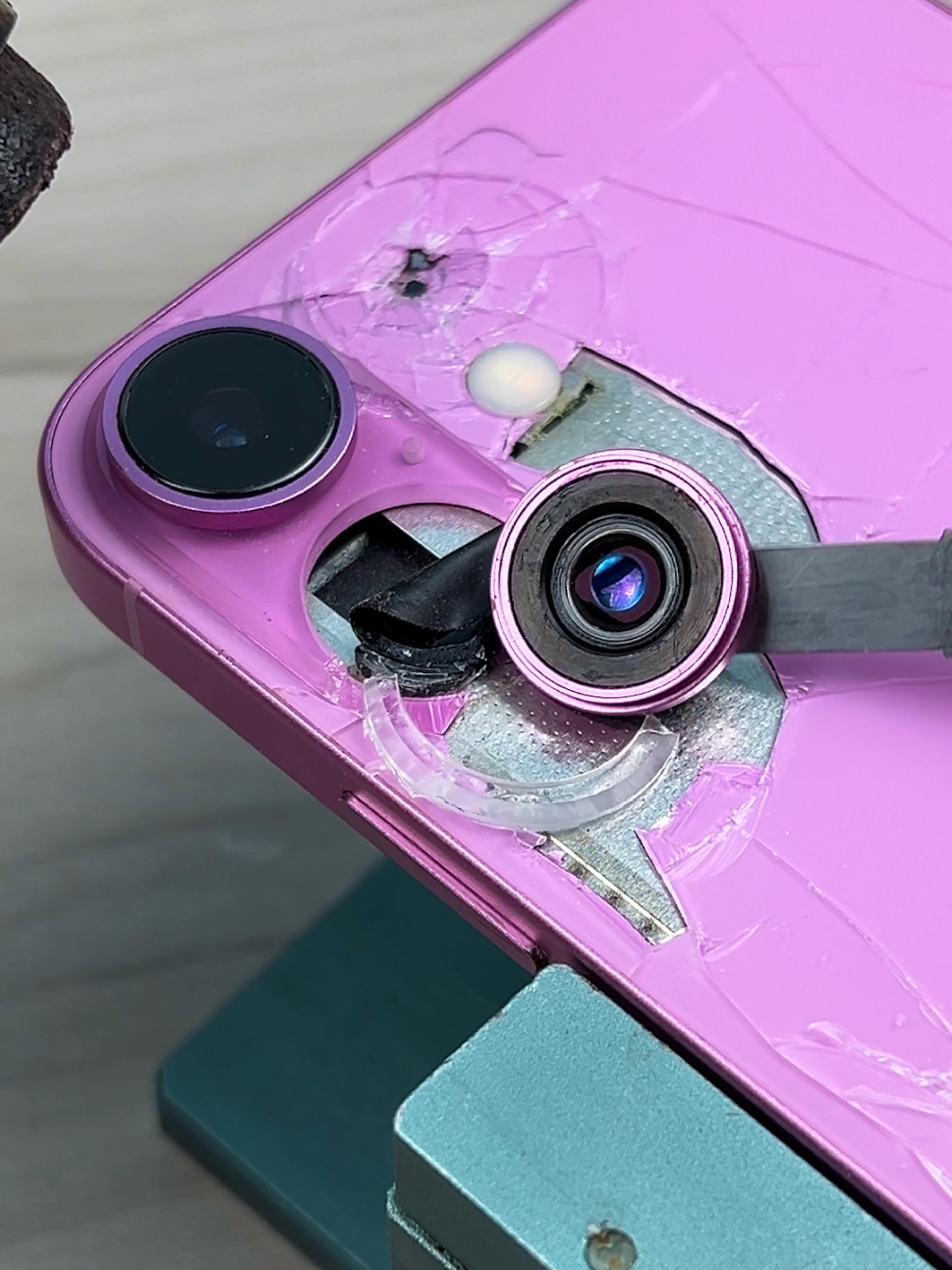 Change backglass iPhone 16 pink #fyp #foryou #pageforyou #iphone #iphone16 