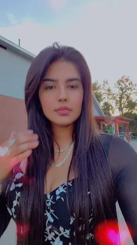 #👸🏻 #🖤🤍 #fypシ゚viral #tiktok 