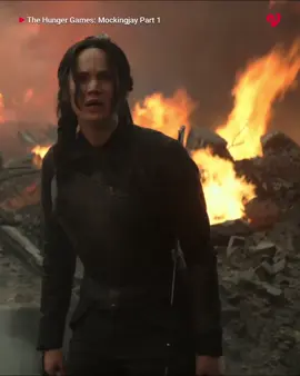 suara paling jujur lahir di bawah tekanan, bukan yang diiringi tepuk tangan 🎬 The Hunger Games: Mockingjay Part 1 (Jennifer Lawrence) #hollywood #hungergames #jenniferlawrence #mockingjay 