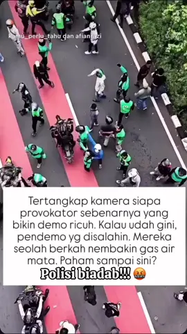 HATI2 GUYS !! KALIAN BISA DIJADIKAN FITNAHAN!!! DISEKELILING PASTI ADA OKNUM POLISI YANG MENYAMAR BUAT BIKIN HURU HARA !!!!! 🤬🤬🤬🤬🤬 #polisipembunuh #PolisiPembunuhRakyat 