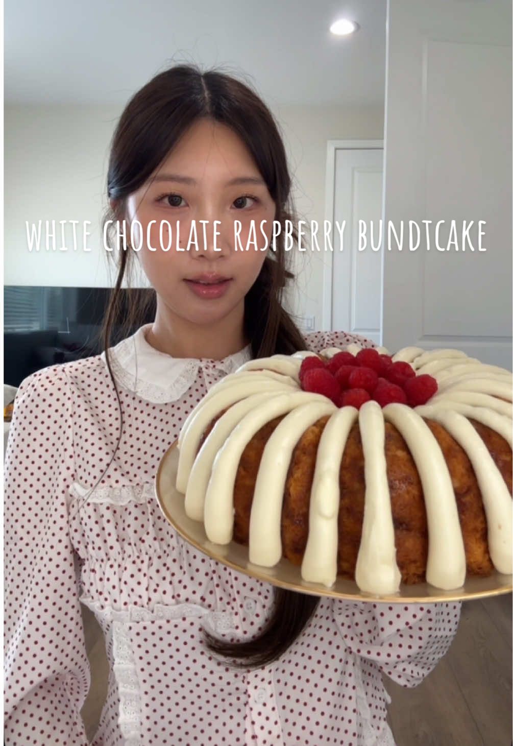 #whitechocolateraspberrybundtcake #bundtcake #cakemukbang #tastetest #homemade 