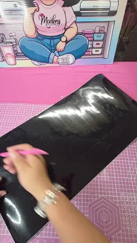 sólo a mi me pasa! #papeleriacreativa #personalizados #vinyl 