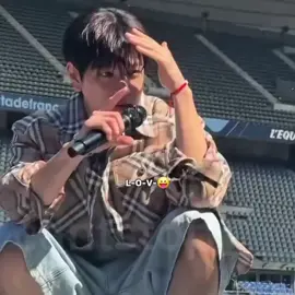 Seungmin dengan L-o-v-😛 nya😅 #seungmin #straykids #skz #fyppppppppppppppppppppppp #fypage 