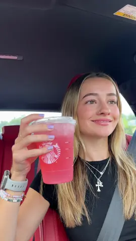 strawberry açaí hit the SPOT today. #minivlog #contentcreator #microinfluencer #diml #Vlog 