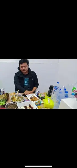 ႐ူးလား🥸🥸🥸