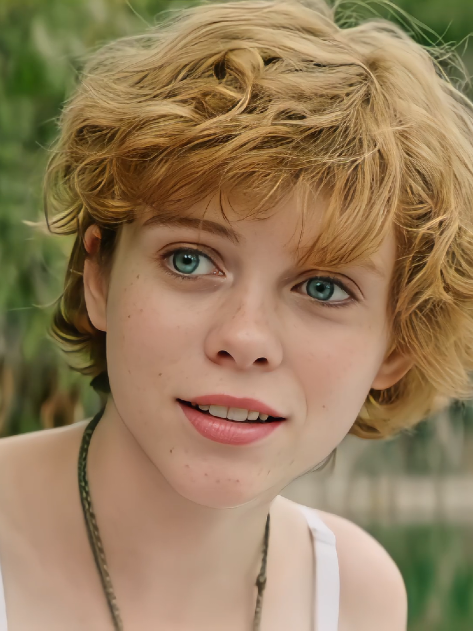 اضعف يمك اني!!#sophia_lillis #viral #fyp #foryou 