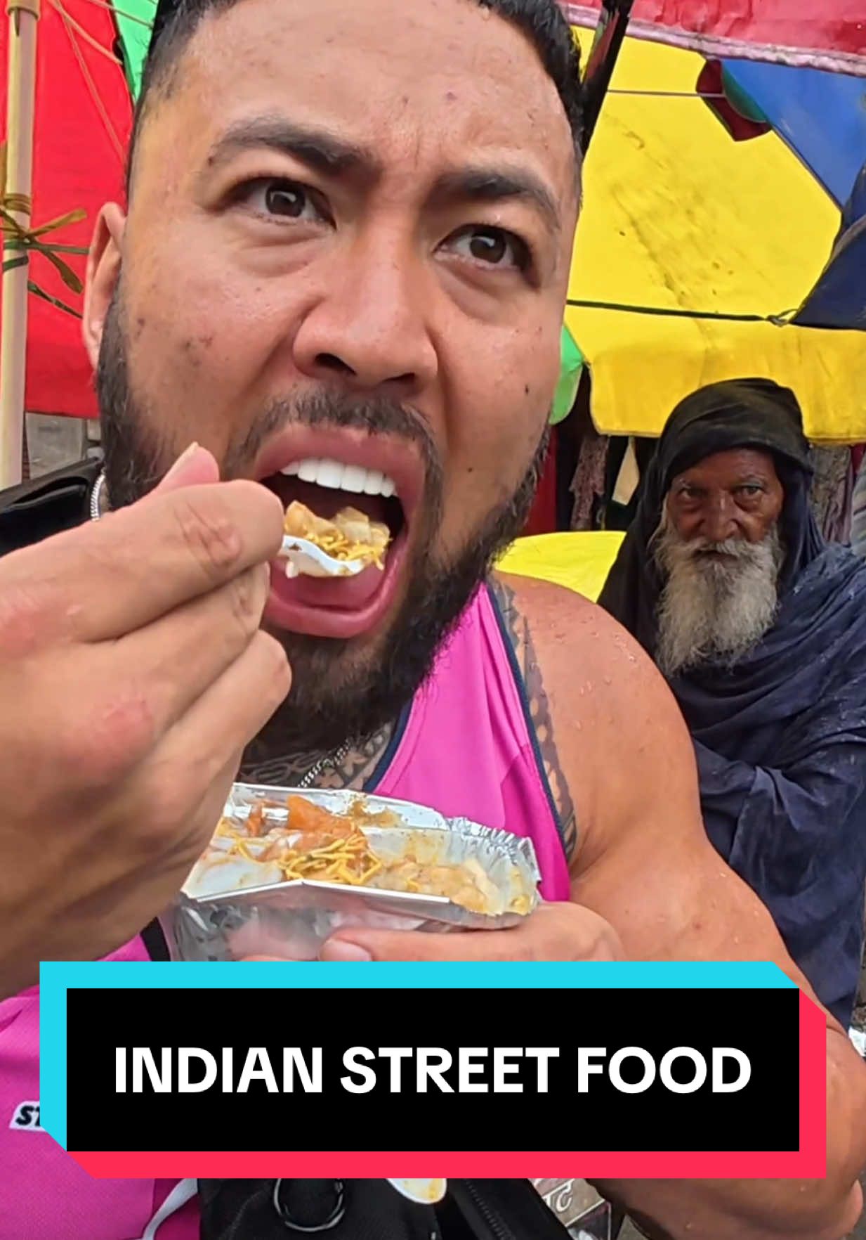 Social media always told me that Indian Street food was bad, so I went to try it for myself and I thought it was great 😂🇮🇳 Go and check out my NEW India Vlog on YouTube! I just posted part 2 in Punjab 🤝🏽