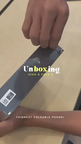 Ready stock Vivo X Fold 5 Bisa tukar tambah/kredit tanpa kartu kredit. Syarat cukup KTP asli, usia 21-58 thn. ✨ DP mulai 0 ✨ Free 3x Cicilan ✨ Bunga ringan ✨ Proses cepat & tanpa survey Buruan datang ke : Rossy Cell Jl Raden Wijaya 27b (SMPN 8 Kota Mojokerto)  Wike / https://wa.me/085187727175 #4u #fyp #xybca #masukberandafyp #mojokertotiktok 