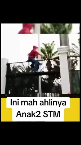 Jangan dek.... #ngakakhabislevel #pintubesidpr #anakstm #demo