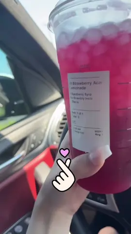 Refreshers ☀️ 🍋 🍓 >>>> #starbucks #periquitos #fypage 