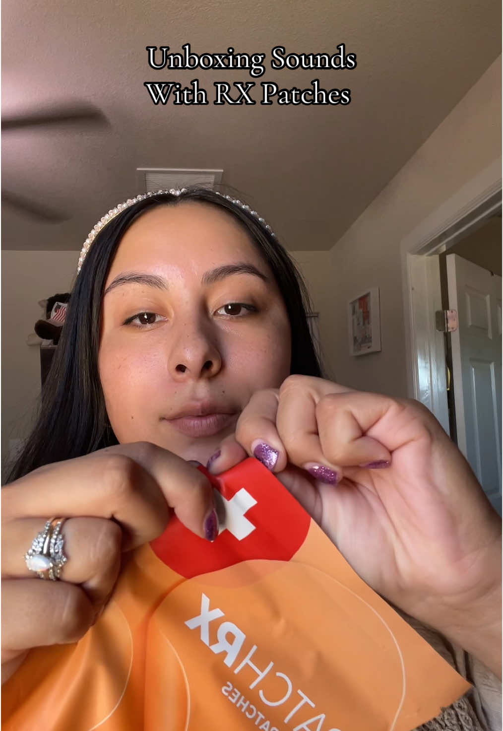 Hydrocolloid Pimple Patches are going to be your best option to target any blemish that may arise! 🧡 - These patches will absorb any drainage / pus 🧟‍♀️ Minimize the redness / inflammation of the area 💥 Keep the area clean from any new bacteria 🦠  - Thank you to @PatchRX for sending these my way 🧡 - #skincare #pimple #selfcaretips #SkinCare101 #tiktokshopfinds 