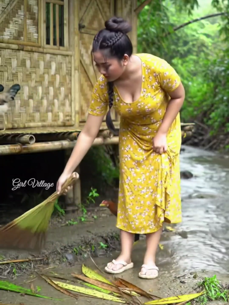 Gadis Desa Cantik Membersihkan Rumah #gadisdesa #girlvillage #pemandanganindah #alampedesaan #natural 