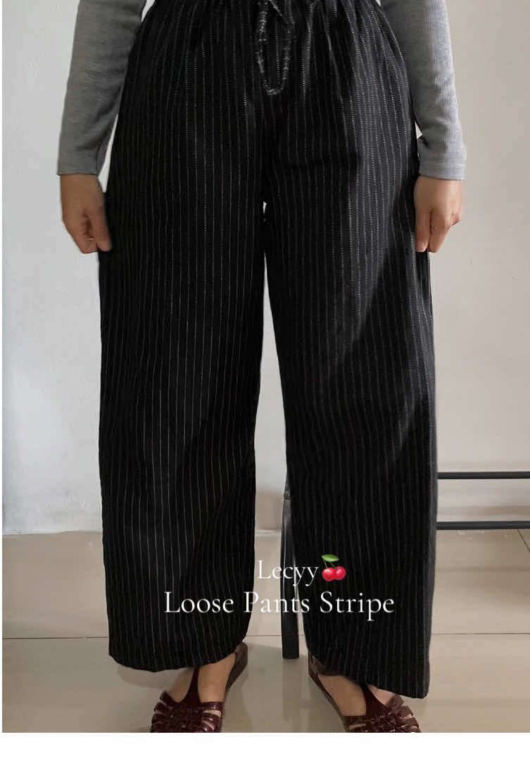 Rekomendasi loose pants stripe untuk TB 150 an #loosepants #celanastripe #celanahighwaist #ootdfashion 