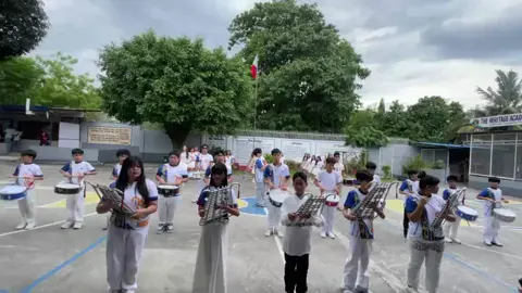 Gaano man kagulo ang pulitika, mapuno man tayo ng mga taong corrupt at sakim pero hanggat may kabataan may pag-asa ang bayan. Lagi nating pipiliin mahalin ang bayan gaya ng pagmamahal nina Rizal,Luna,Bonifacio at iba pang bayaning nagbuwis ng buhay.Laban lang Pilipinas. Laging piliin ang Pilipinas.  Piliiin mo ang Piipinas🎼🥁 #fyppppppppppppppppppppppppppppppppppp #BuwanNgWika  #PilipinasKongMahal 