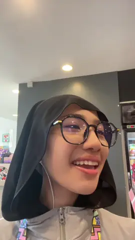 Mei dipagi hari 