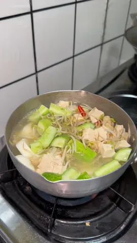 Suka banget kalau ditambahin putih telur putih tuturnya beli 5 langsung aja biasa gratis ongkir untuk resep sop tempenya dari ci @Shenny12 #putihtelur #soptempe #makanandiet 