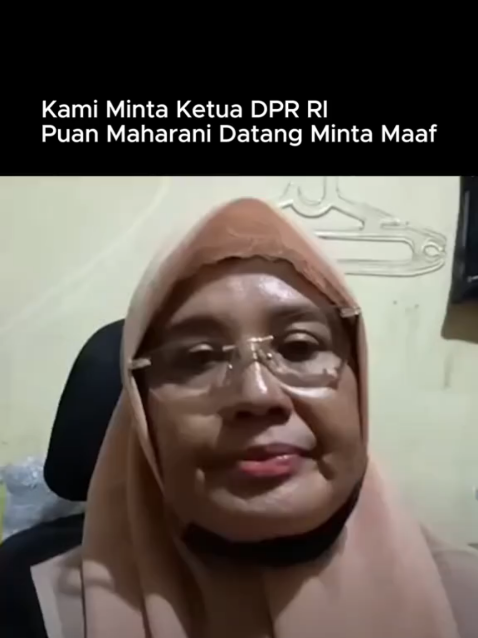 Keluarga Affan Kurniawan menuntut keadilan! Kami minta Ketua DPR RI, Puan Maharani, datang dan minta maaf atas meninggalnya Affan Kurniawan. #KeadilanUntukAffan #AffanKurniawan #PuanMaharani #Keadilan #DPRRI