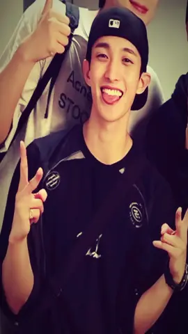 salute guy #dk #seventeen #fyp 