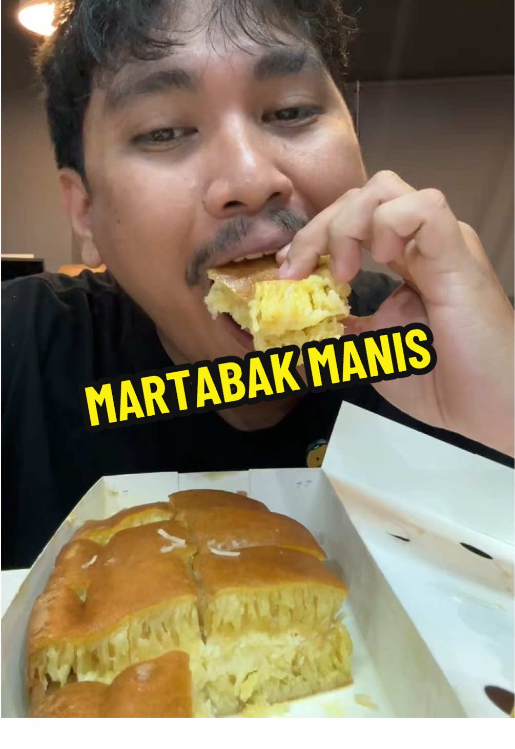 Jujur udah lama ga makan martabak manis, ini enak bgt!  #tibatibamakan 