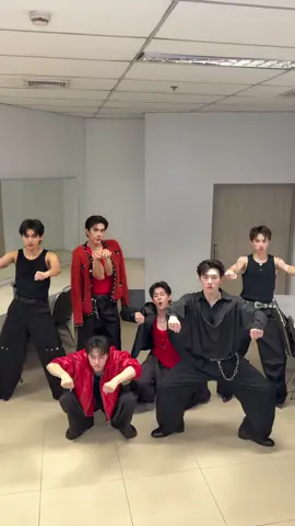 พ้ิอกสี : รับสมัครคนซ้อนท้าย🏍️ เฮียบั๊ค : อาจจะยัง #PROXIEth  #bROTHERSMUSIC @Kiminoto @Gunn Ratchanon @V @chokun @จะไม่เปลี่ยนชื่อจนจะหายปวดหลัง @joyb 