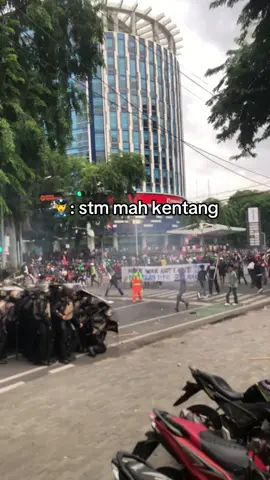 #demo #medan #dpr #dprdsumut #stm #mahasiswa #polri #brimob #pembunuh 