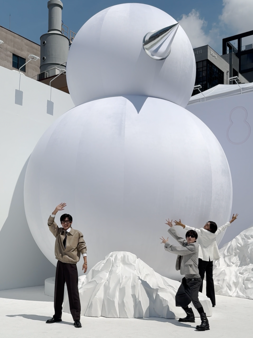 withスノーマン⛄️🕶️ #SnowMan1stPOPUP #SnowMan1stPOPUP_SEOUL #カリスマックスチャレンジ #SnowMan #カリスマックス #NewMusic #深澤辰哉 #ラウール #目黒蓮