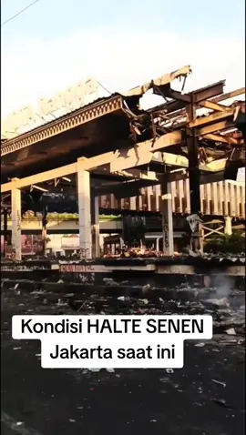 Halte Senen Jakarta 
